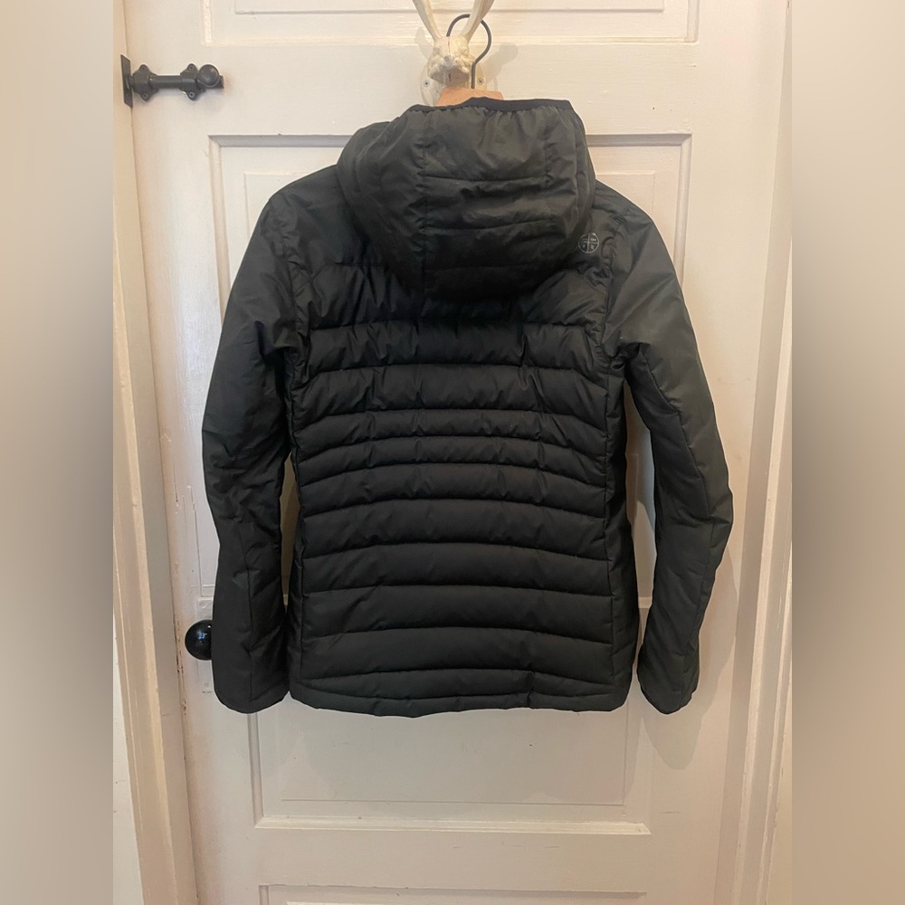 Dakine Women’s Deville Down Puffy Jacket. Size Medium. So Cozy! Great Condition. - Picture 5 of 10